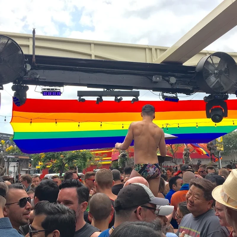 Best Gay Bars in Los Angeles